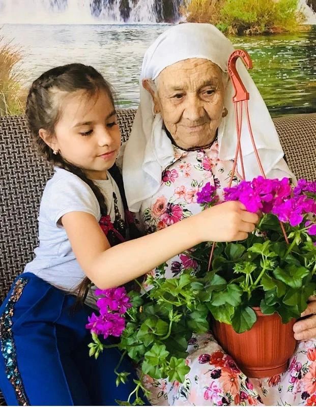 Гөлбаһар апа Сәмигуллина.