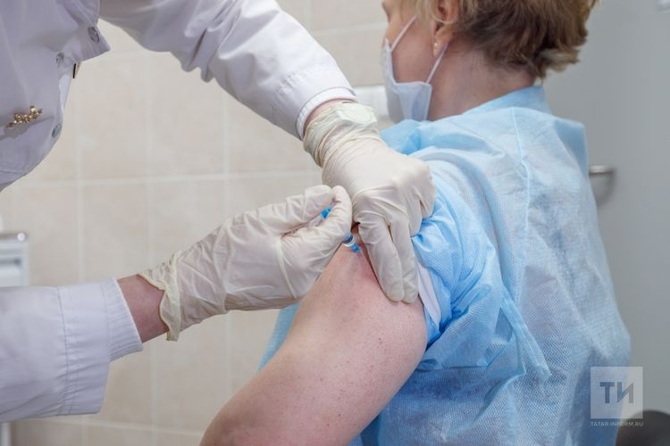 Коронавирусны җиңәргә нәрсә ярдәм итәчәк: QR-кодмы, массакүләм вакцинацияме?