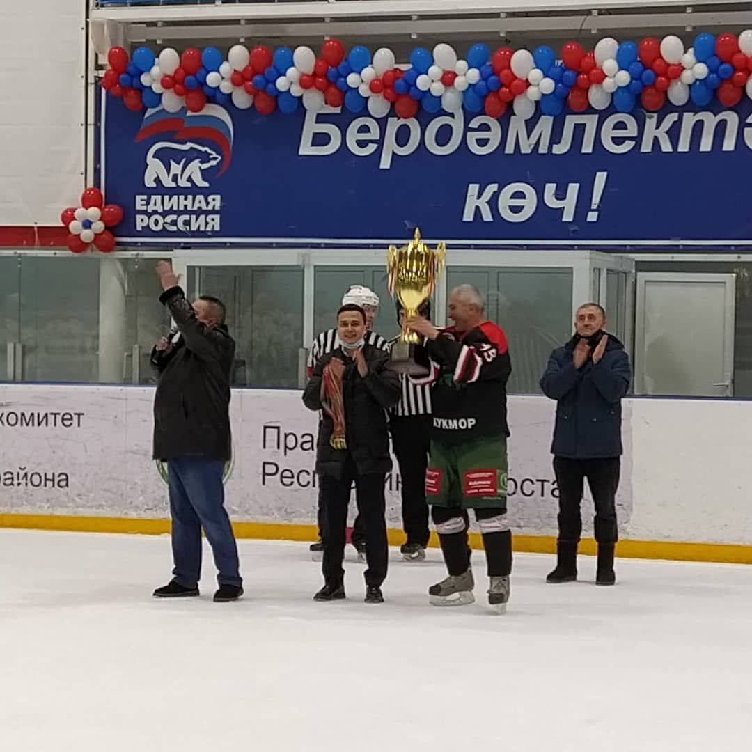 Фәнил Гарәфиев истәлегенә хоккей турниры оештырылды