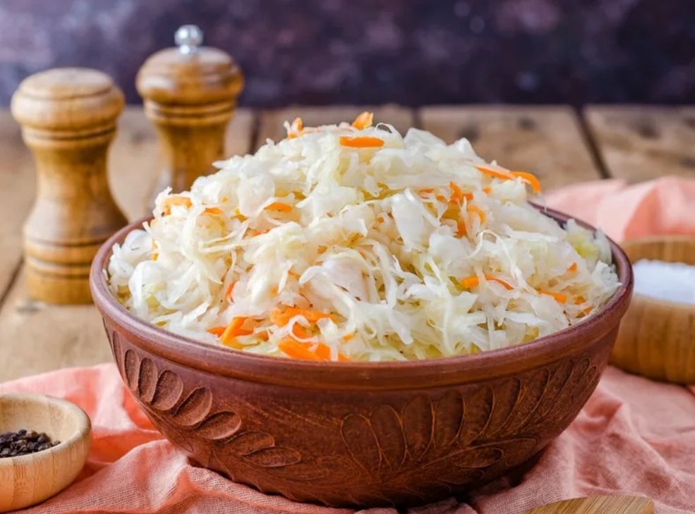 Аш серкәсеннән башка кәбестә тозлау РЕЦЕПТЫ