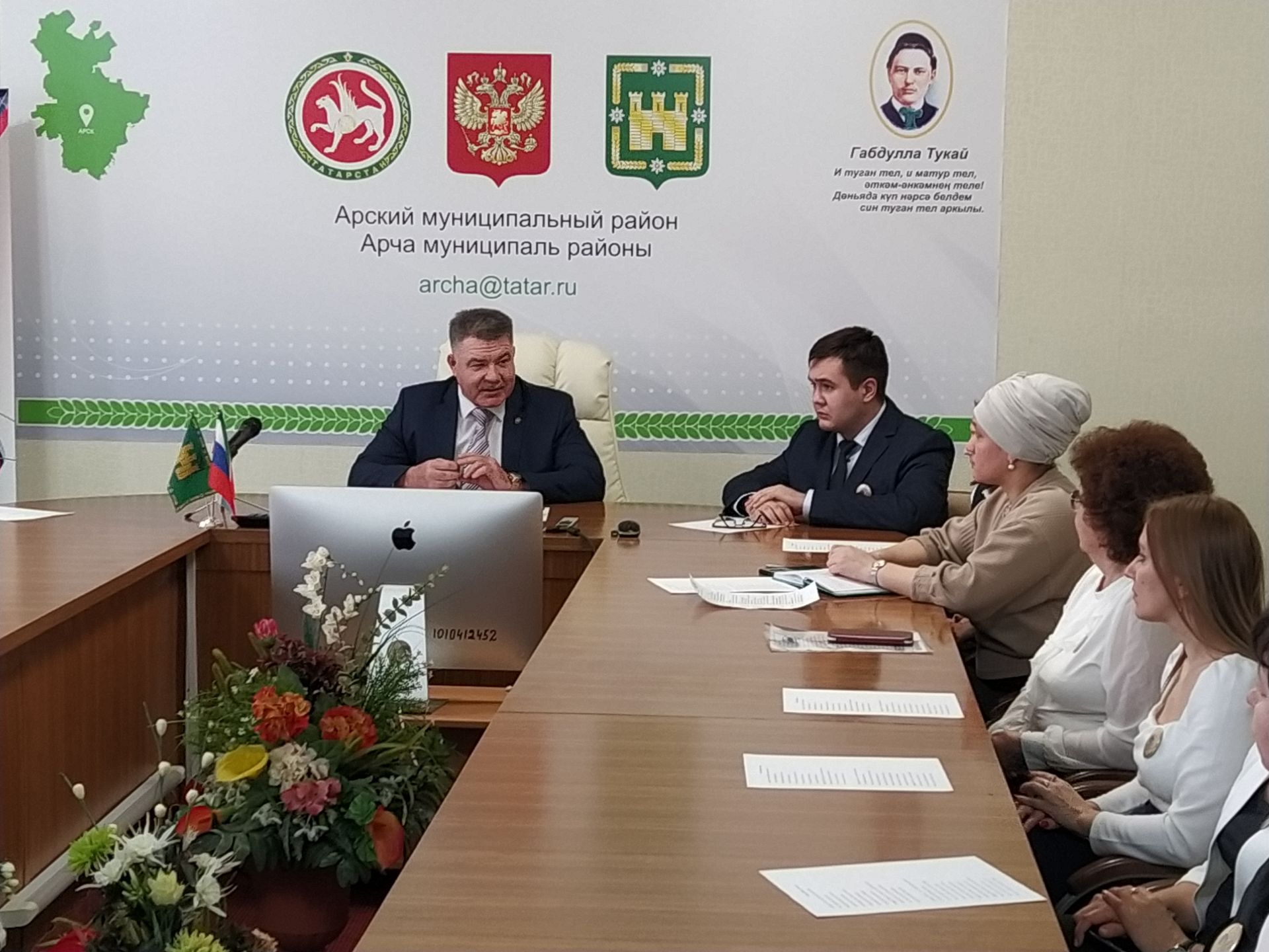 Татарстанда Укытучы һәм остаз елын ачтылар