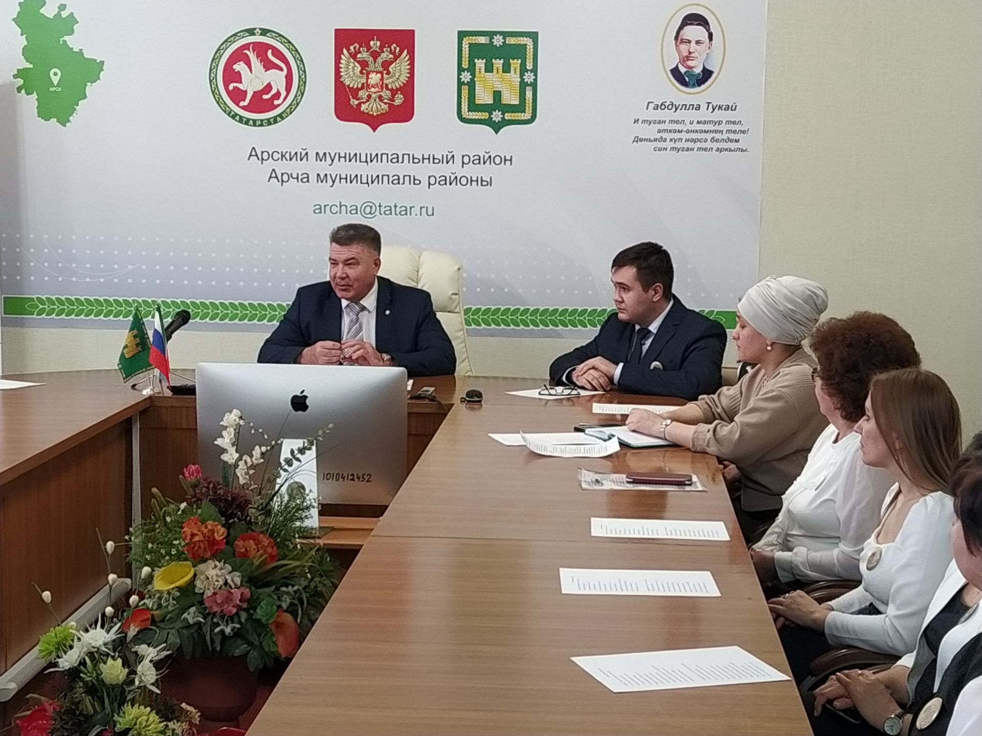 Татарстанда Укытучы һәм остаз елын ачтылар