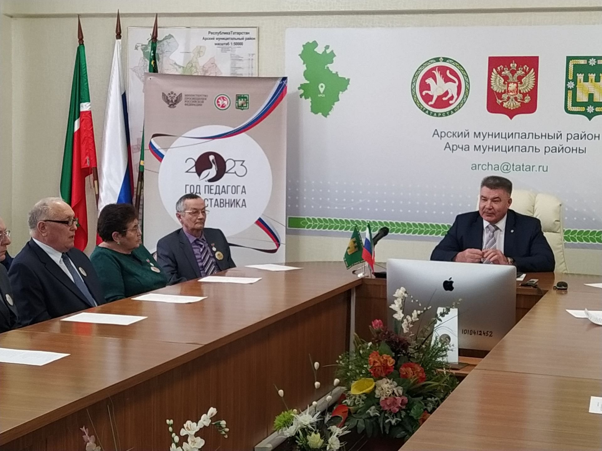 Татарстанда Укытучы һәм остаз елын ачтылар
