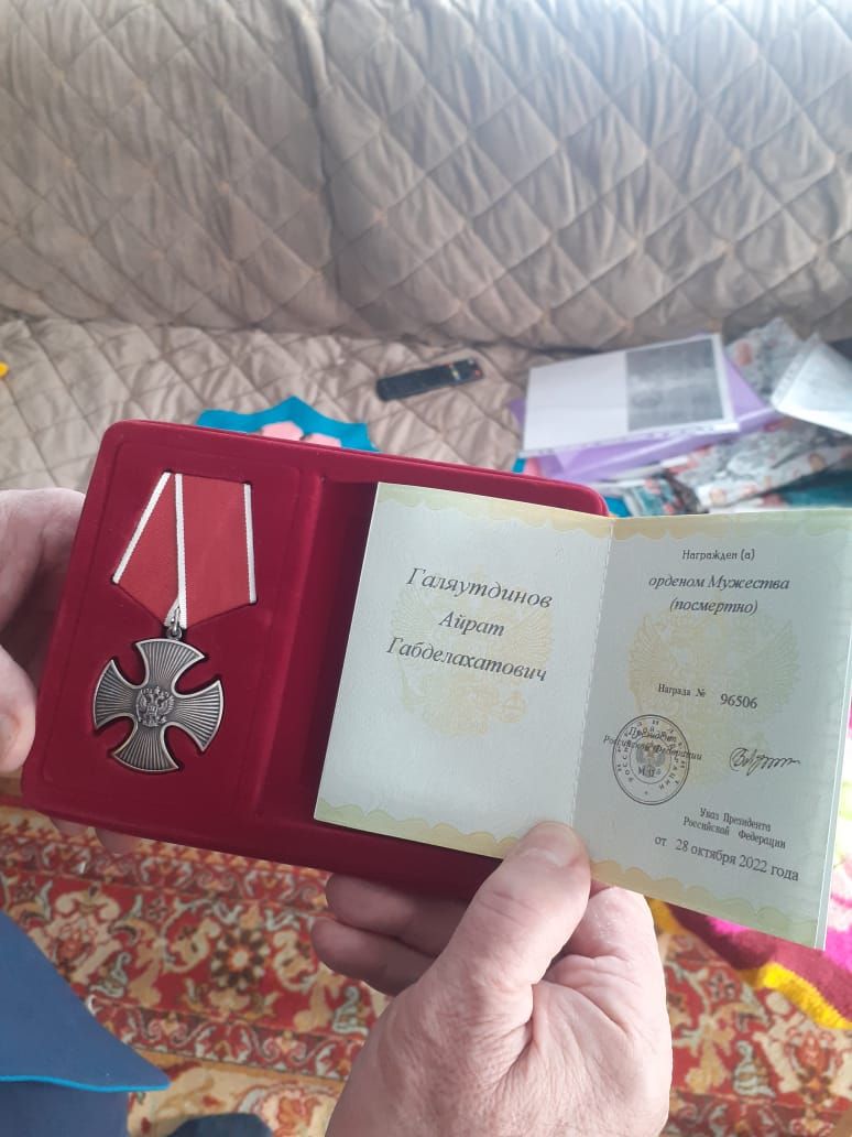 «Сугышчан туганлык» җәмгыяте командасы хәрби хәрәкәтләрдә катнашкан мәрхүмнәрнең гаиләләрендә булдылар