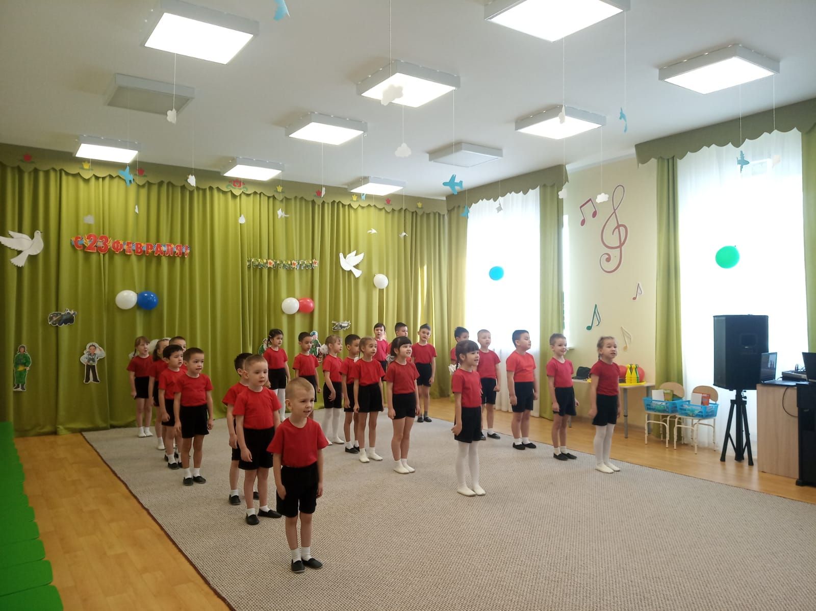 Кунак булып әтиләр безгә килде