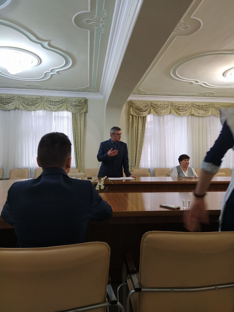 Лесхоз урта мәктәбе укучыларының фәнни-тикшерү эшләре буенча җәмәгать тыңлаулары узды