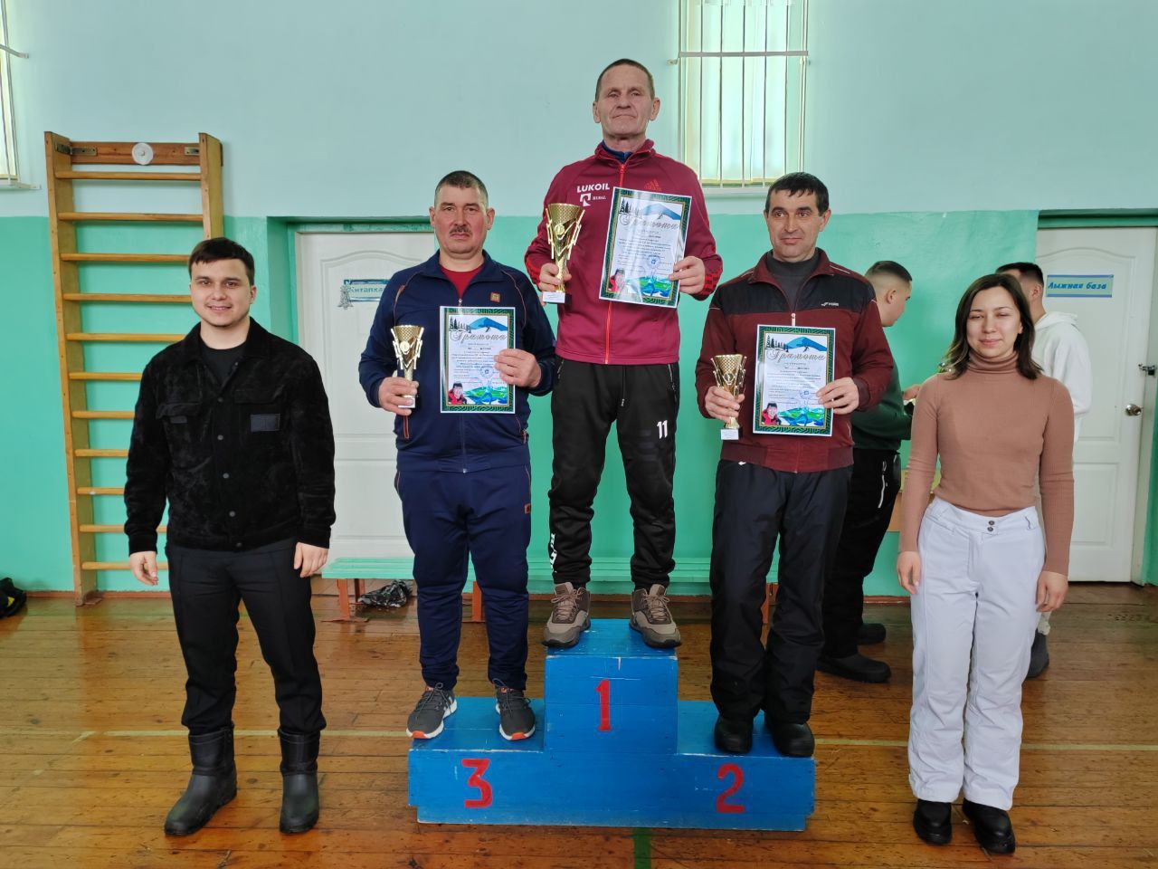Арчалар мәгьнәле халык