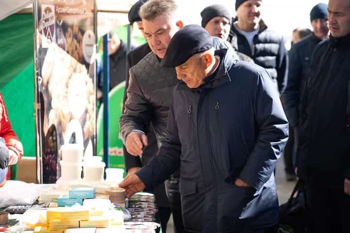 Казандагы Арча ярминкәсен Татарстан Республикасы Рәисе Рөстәм Миңнеханов карады