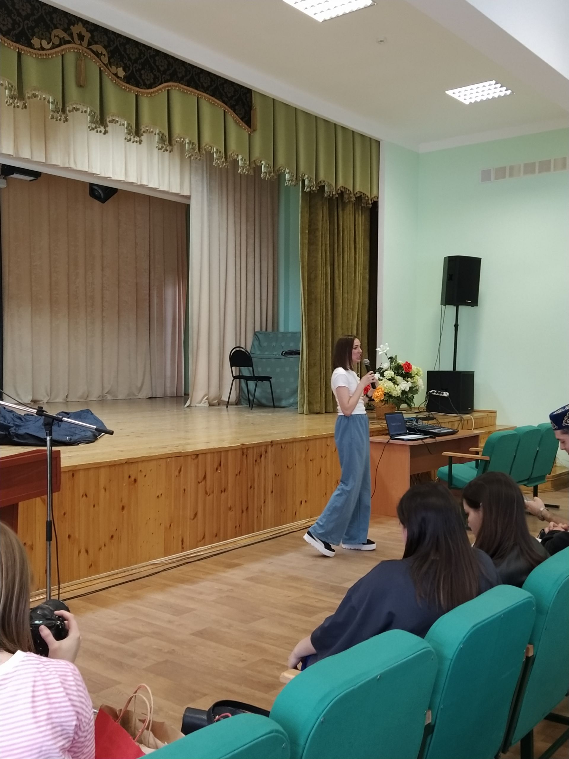 “Ялкын” журналы “Шәп блогер” медиамәктәбе Арчага килде