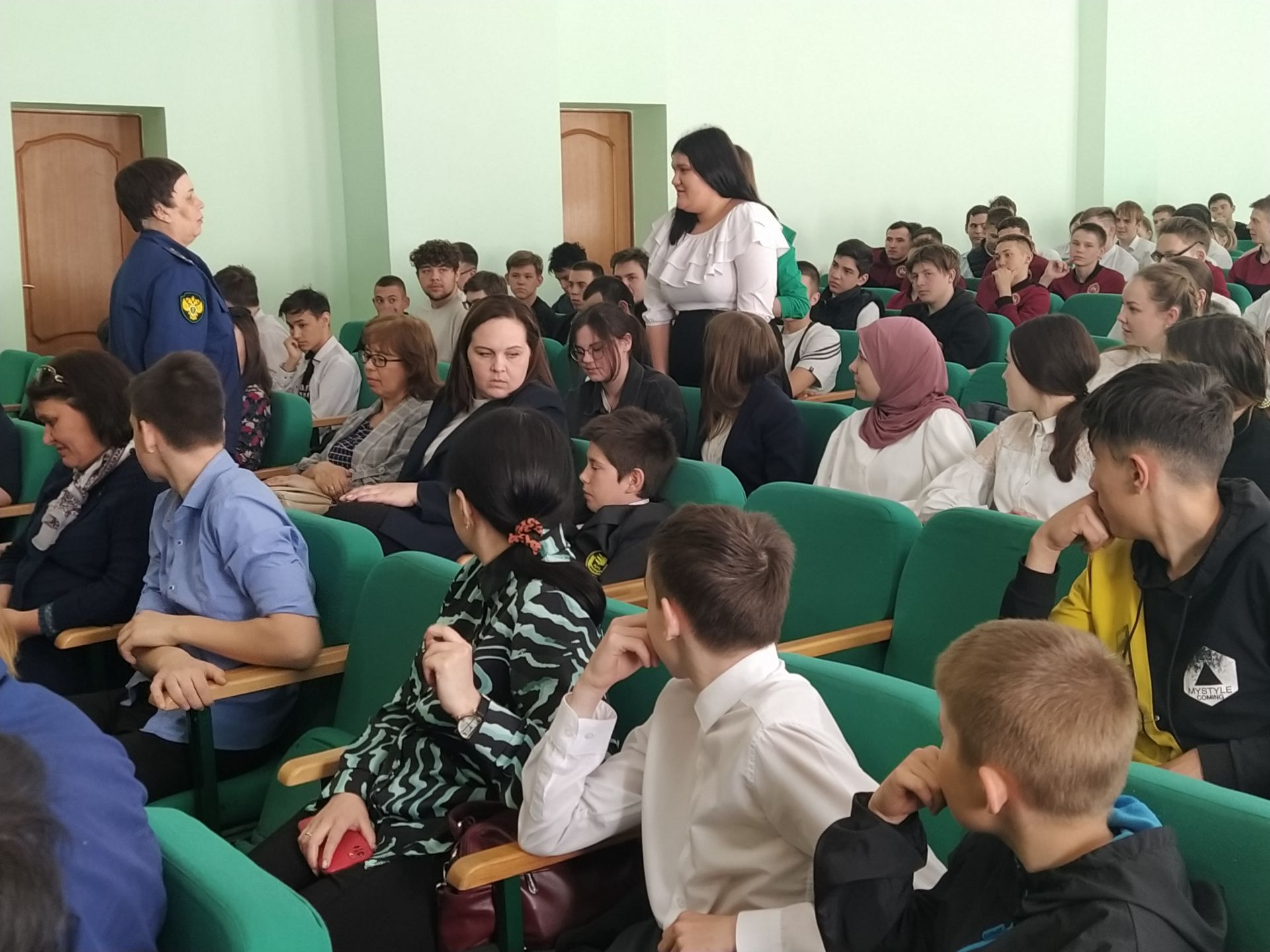 “Мин ике тормыш белән яшәдем. Берсен әни өчен, икенчесен үзем өчен. Гомер буе шуның җәзасын алам”