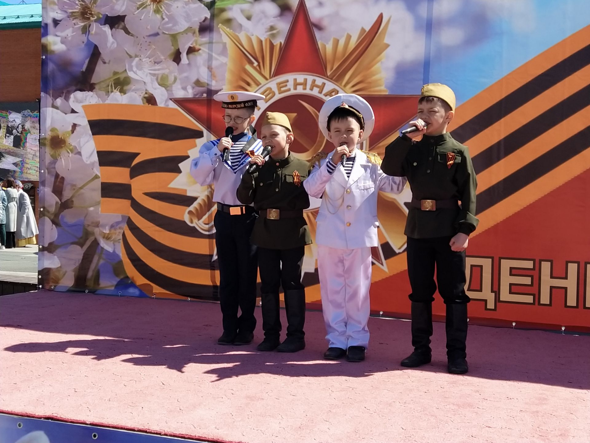 Хәтерләрдә җуелмас хатирәләр