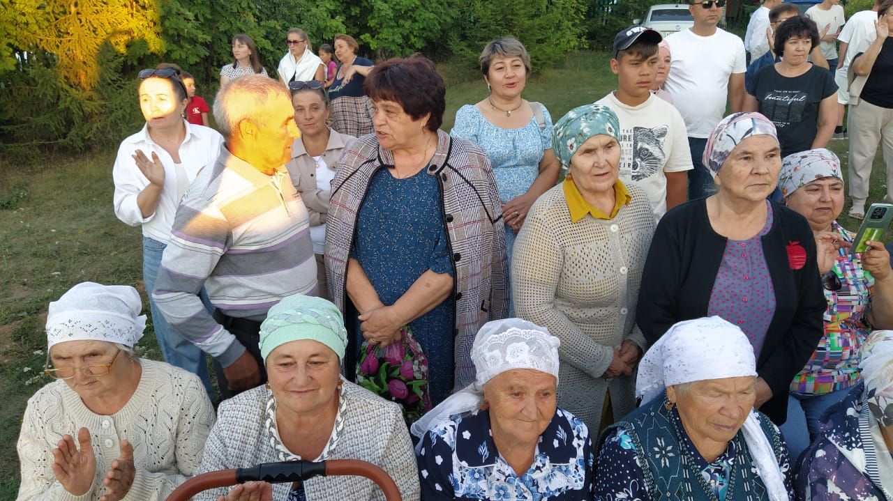 Айван авылында «Авылым кичләре». Кайтып киләм авылыма.... Туган өем тарта мине... (ВИДЕО)