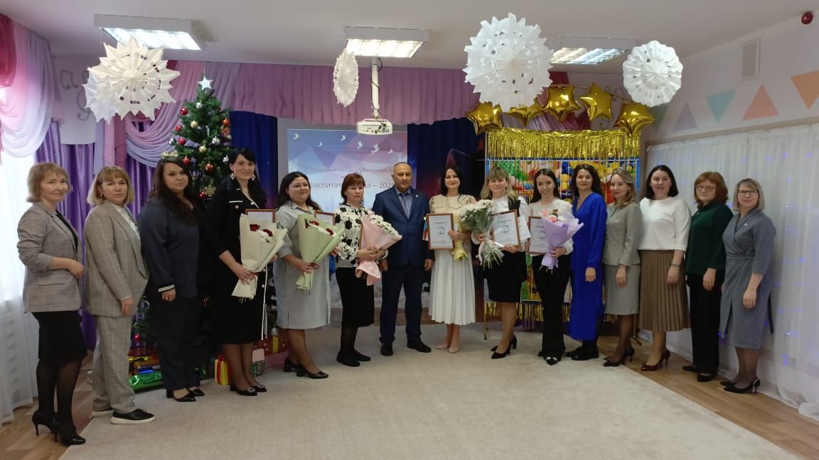 Арчада “Ел тәрбиячесен” ачыкладылар