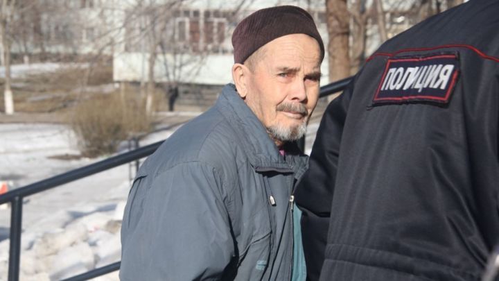 Кул таягыннан мылтык ясап табибны атып үтергән бабай үлгән
