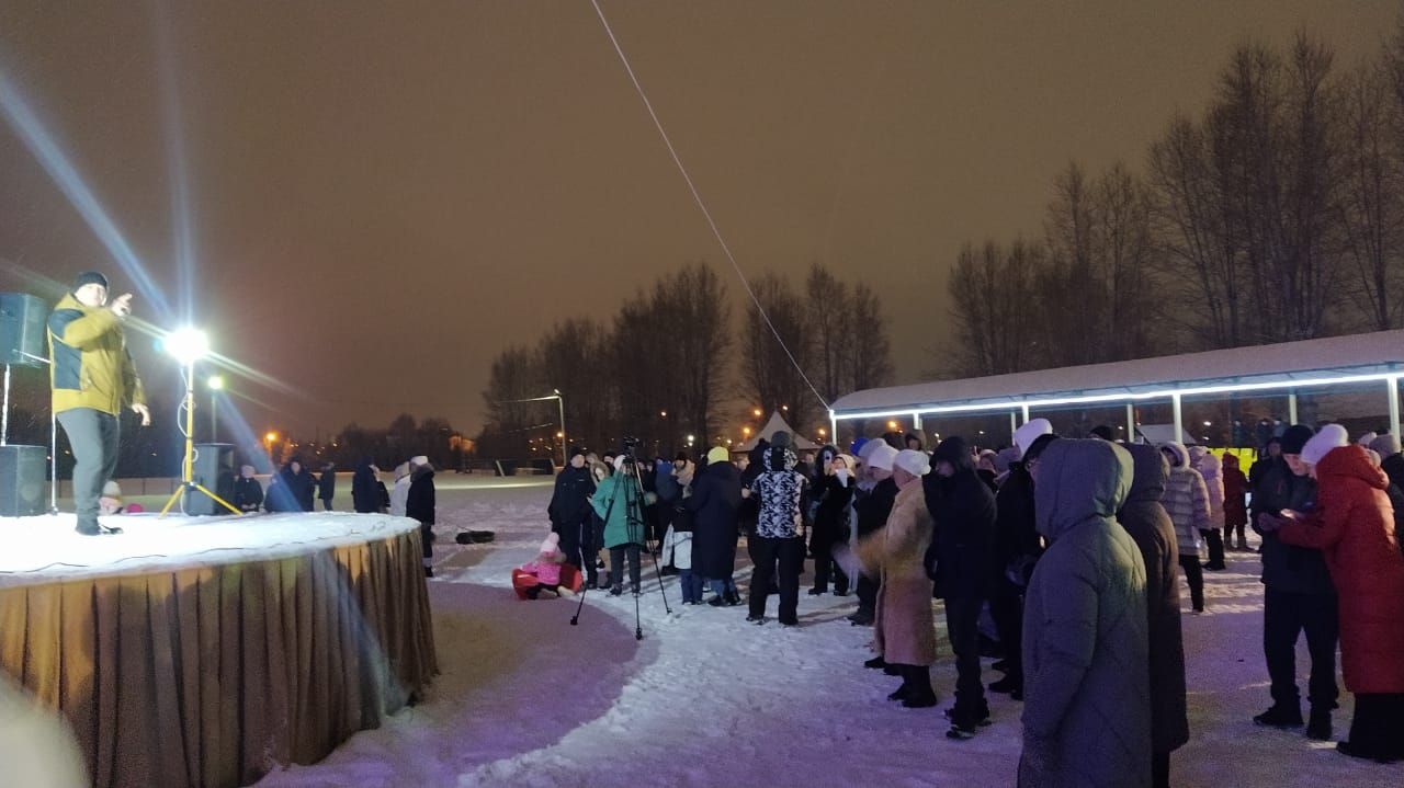 Искечә Яңа ел белән!