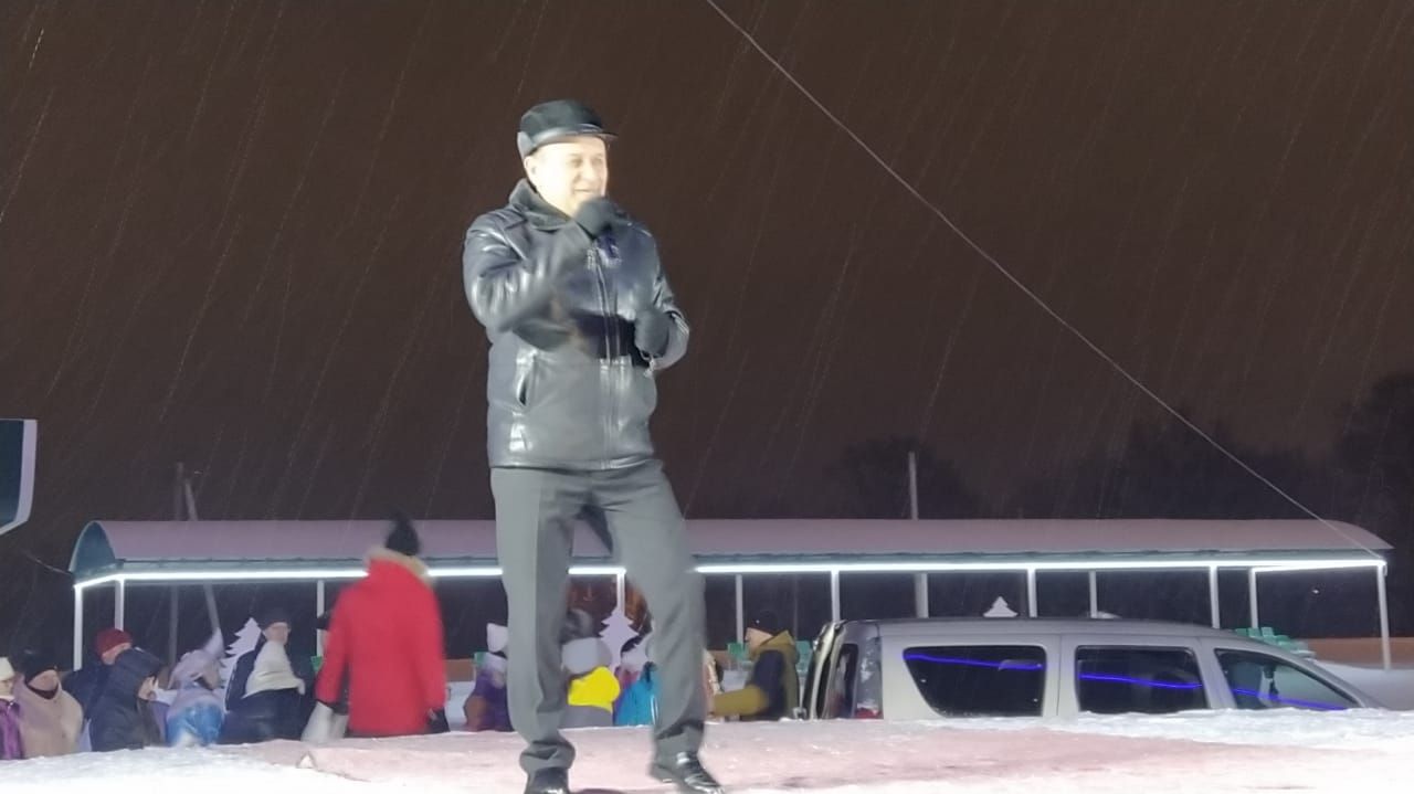 Искечә Яңа ел белән!