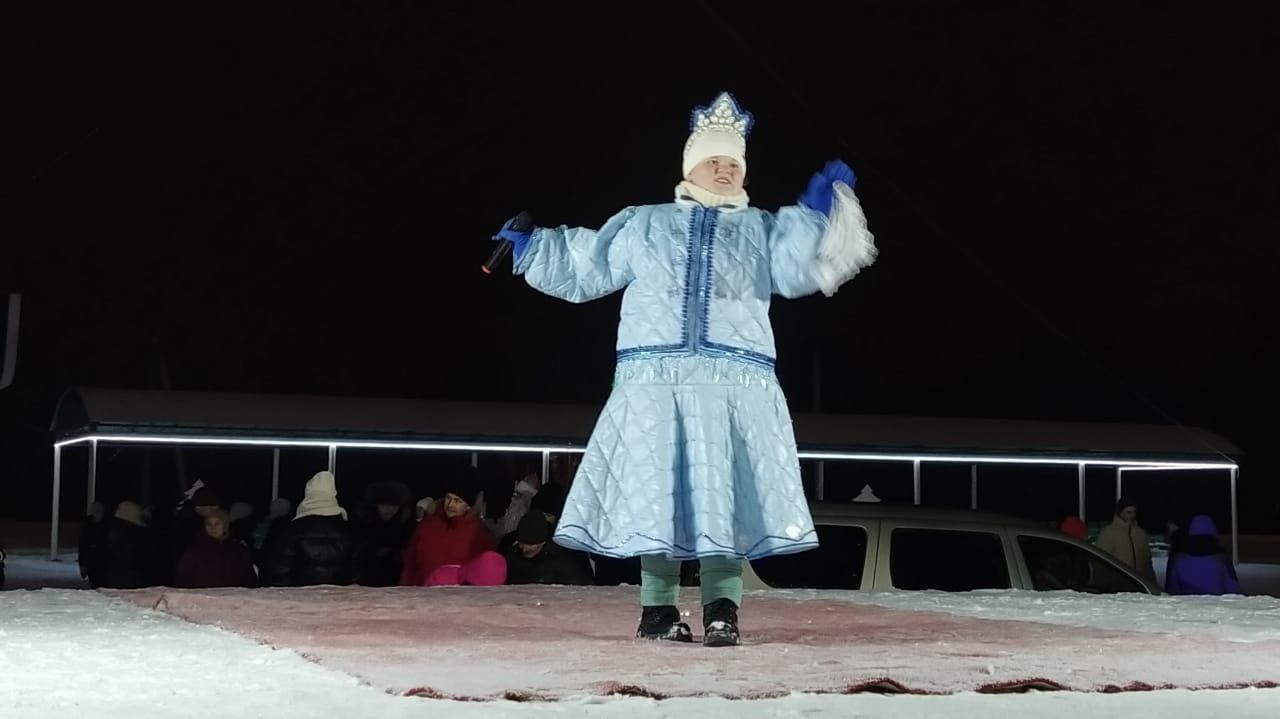 Искечә Яңа ел белән!