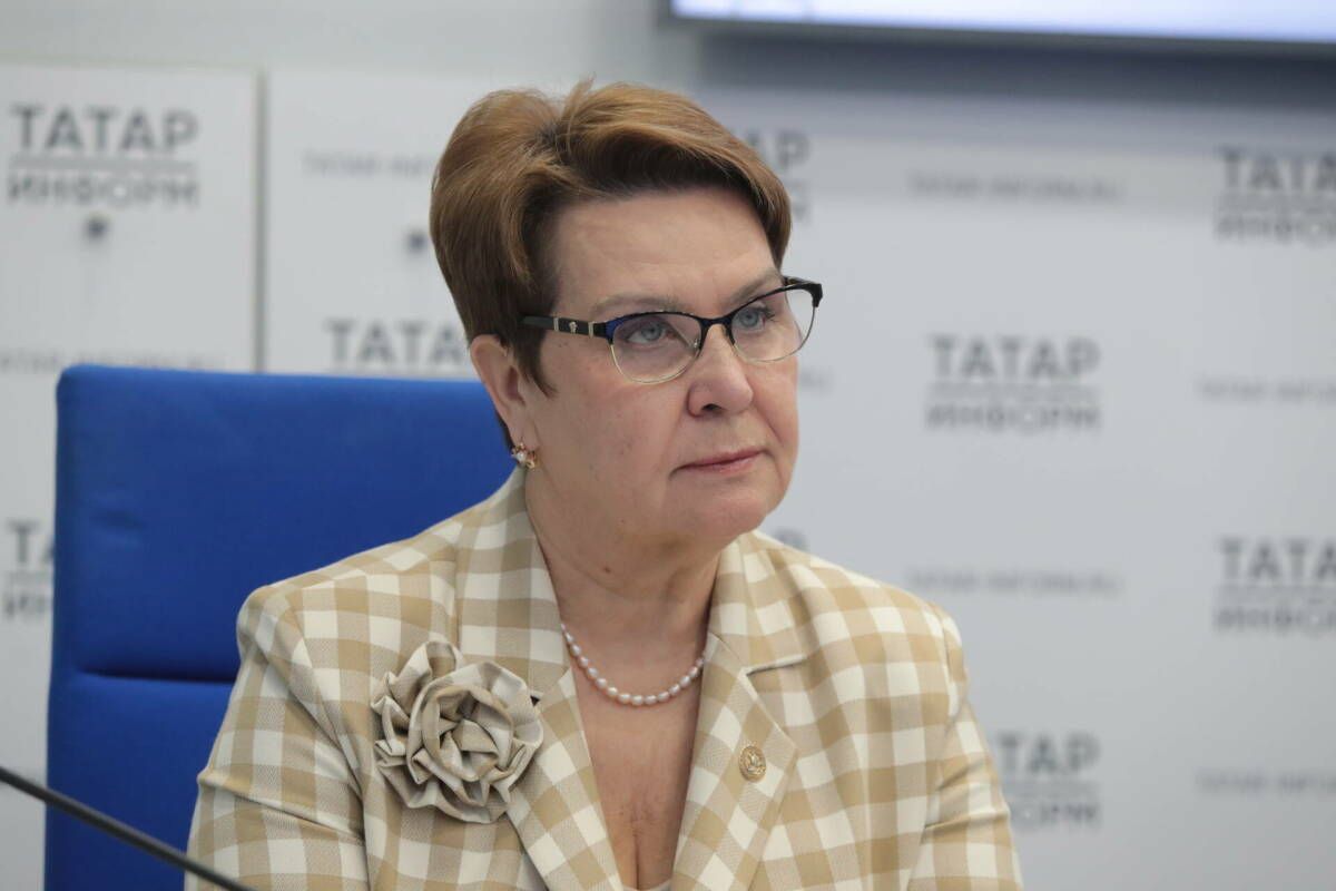 Сәрия Сабурская һәм Гүзәл Удачина гражданнарны кабул итә