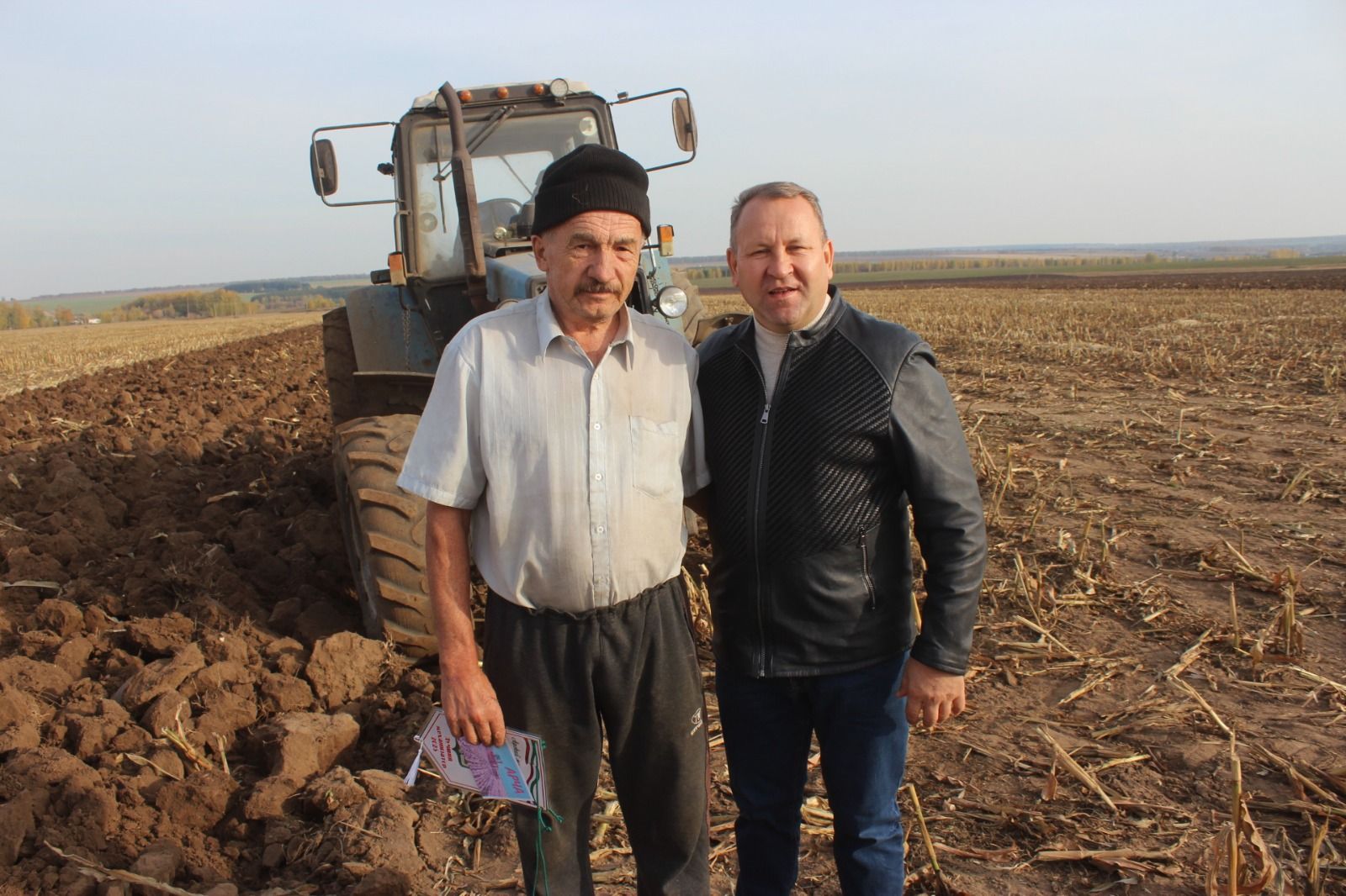Район җитәкчесе хуҗалыкларда булды