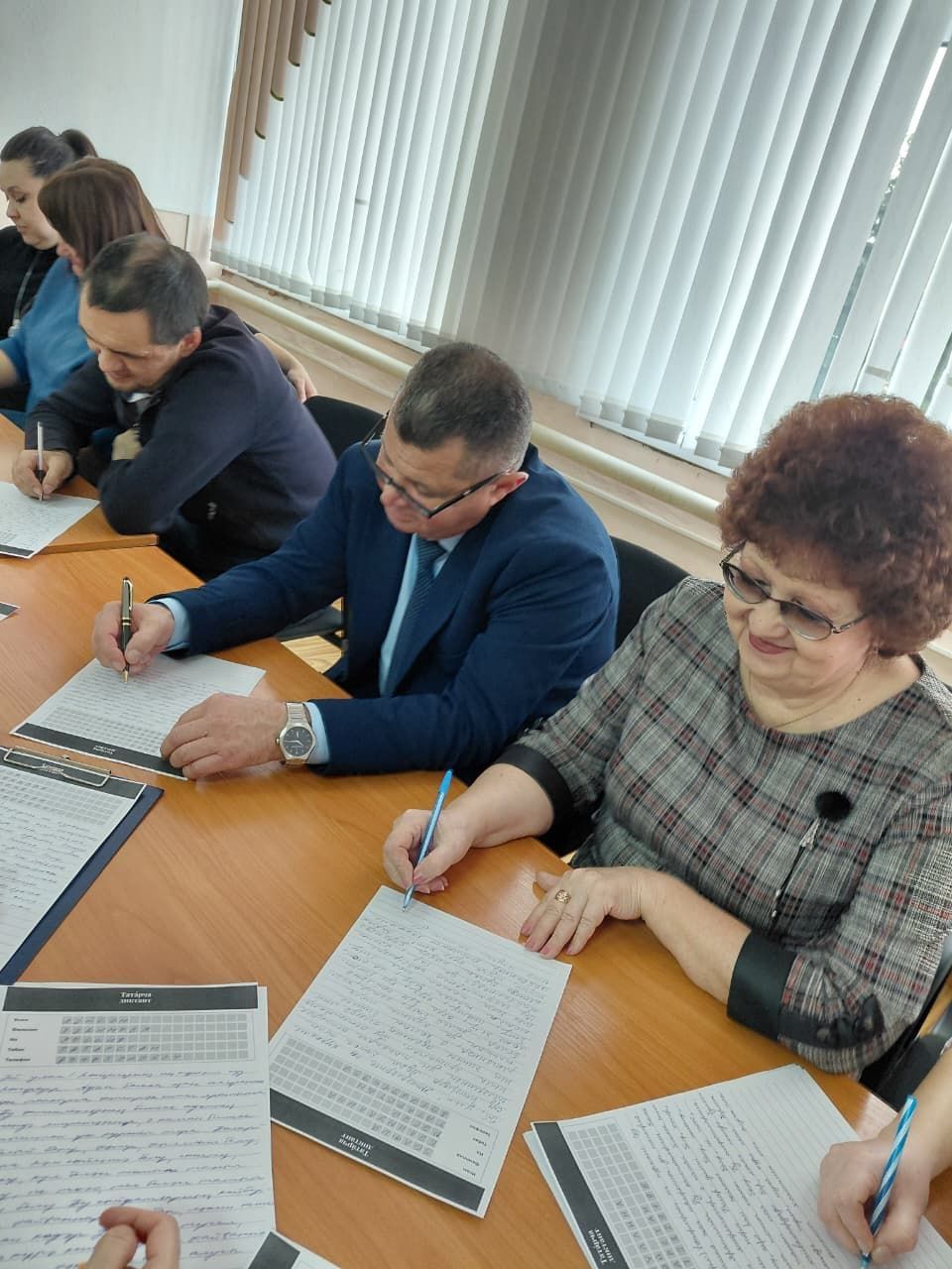 Арча районы белем бирү оешмалары татарча диктант язды