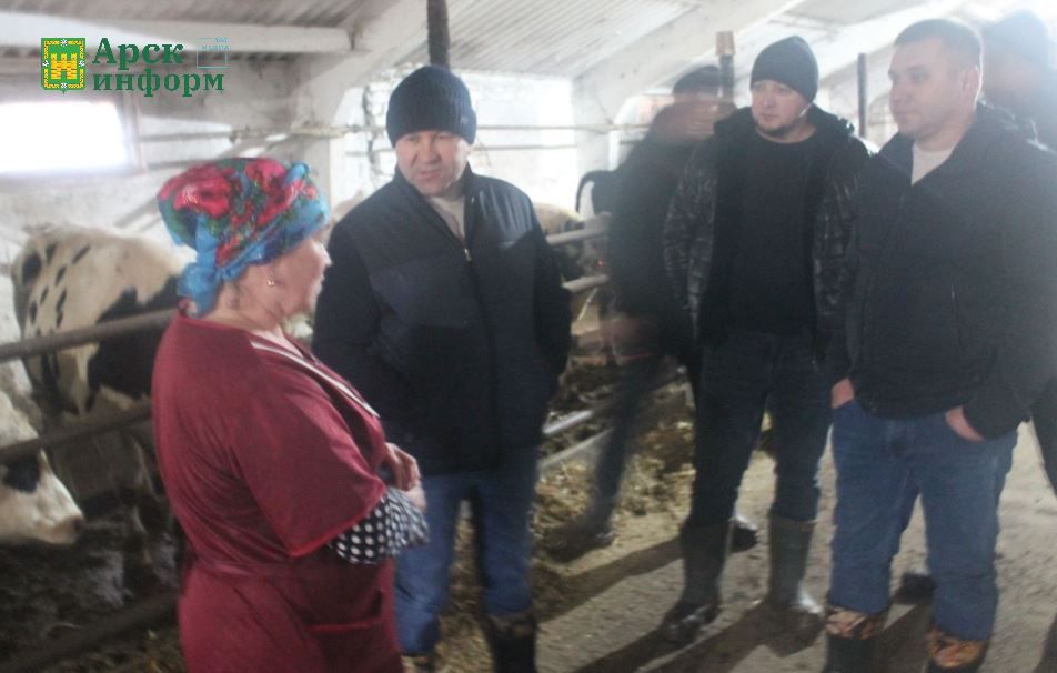 Район башлыгы Түбән Мәтәскәдә киндер эшкәртү цехы төзелешен тикшерде