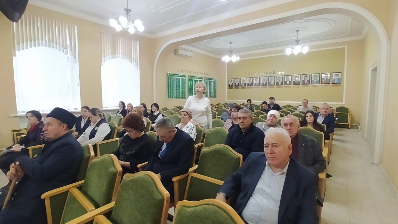 Иҗтимагый совет утырышында
