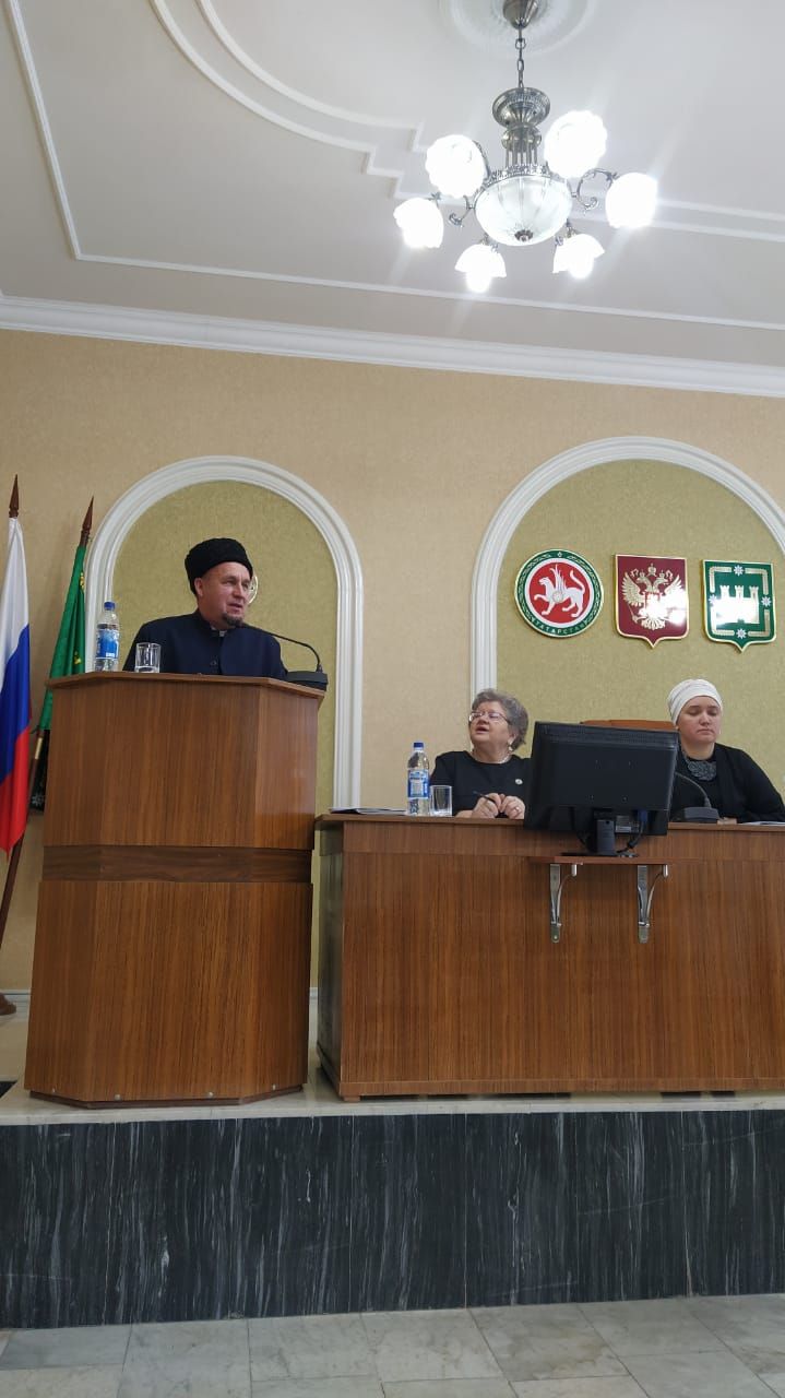 Иҗтимагый совет утырышында