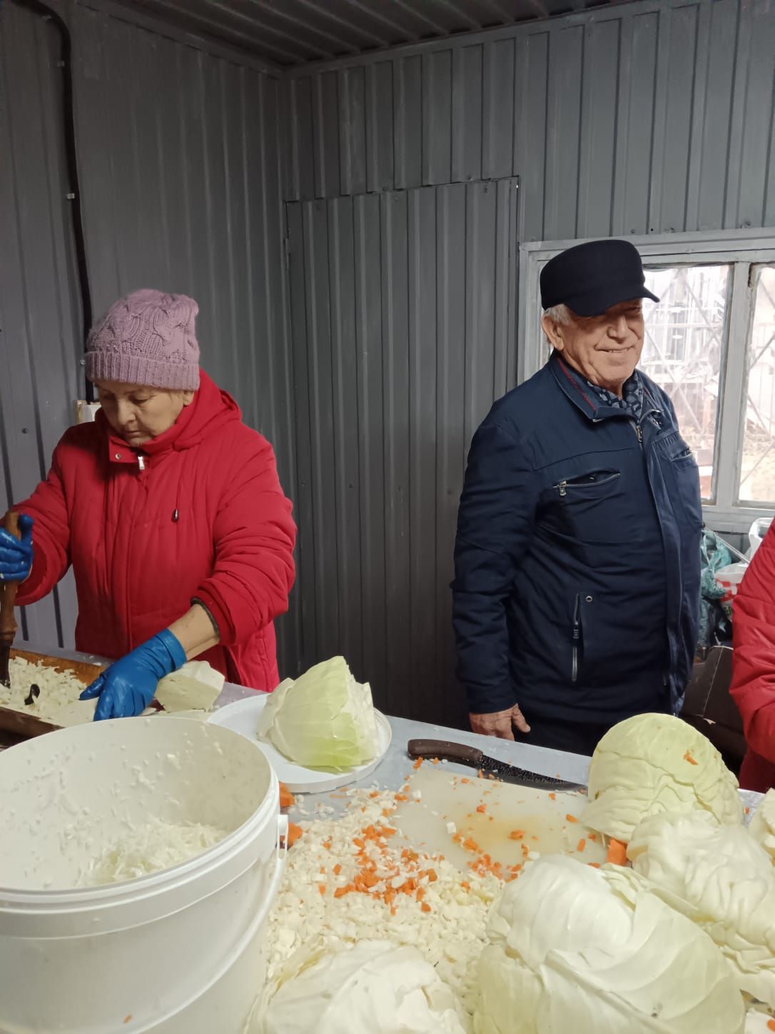 Бөтен Арча, Күпербаш халкы кәбестә тозлый