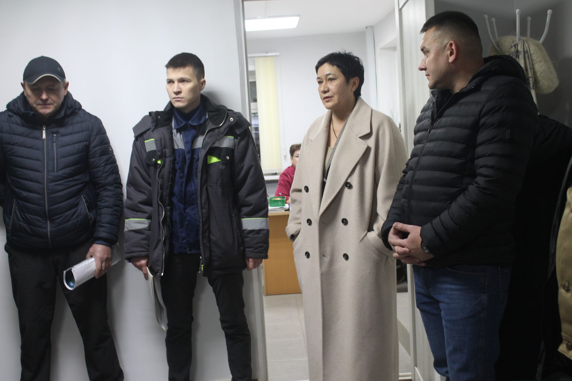 Осталыкка сынау: Арчада иң оста эретеп ябыштыручы билгеләделәр