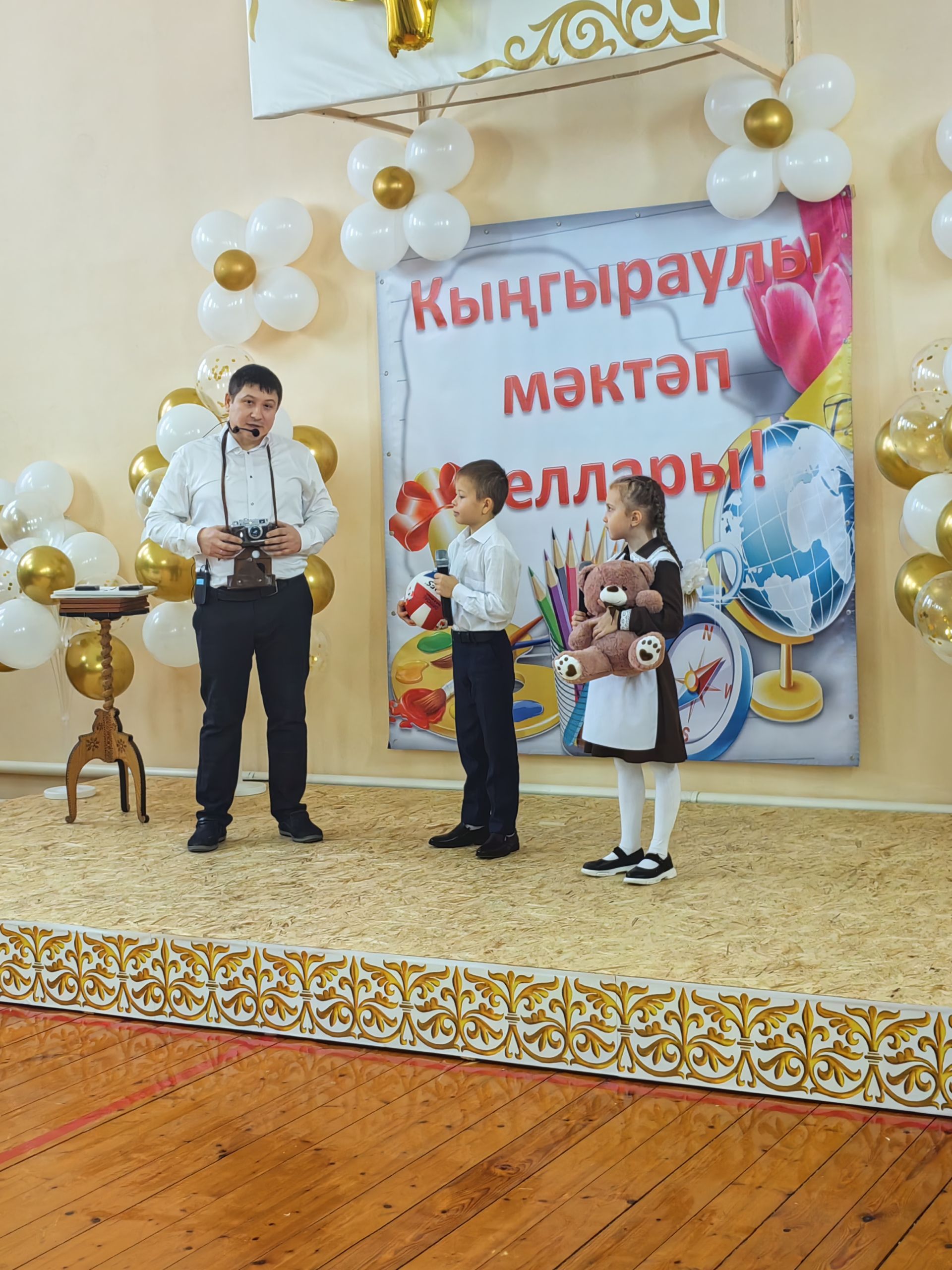 “50, 100 еллыкларны да каршы алырга язсын!”: Наласа урта мәктәбе 45 еллык юбилеен билгеләп үтте