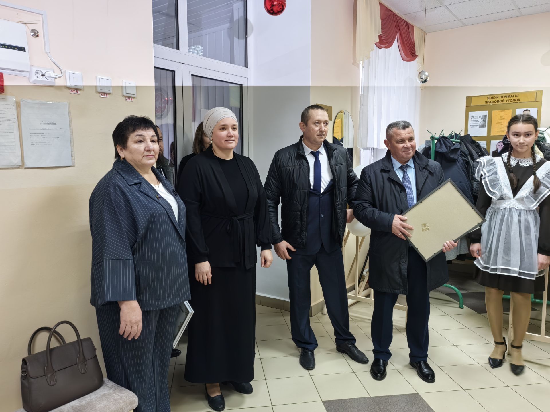 “50, 100 еллыкларны да каршы алырга язсын!”: Наласа урта мәктәбе 45 еллык юбилеен билгеләп үтте