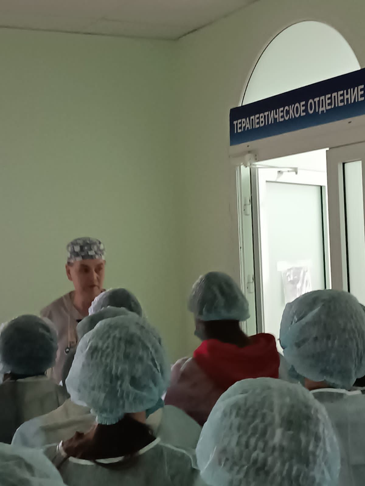 Арча поликлиникасында медик булырга теләүче укучылар белән очрашу булды