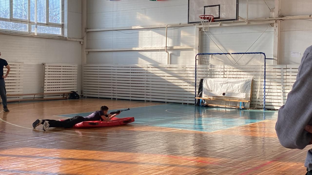 Ватанны саклаучылар көнен мәктәпләрдә билгеләп үттеләр