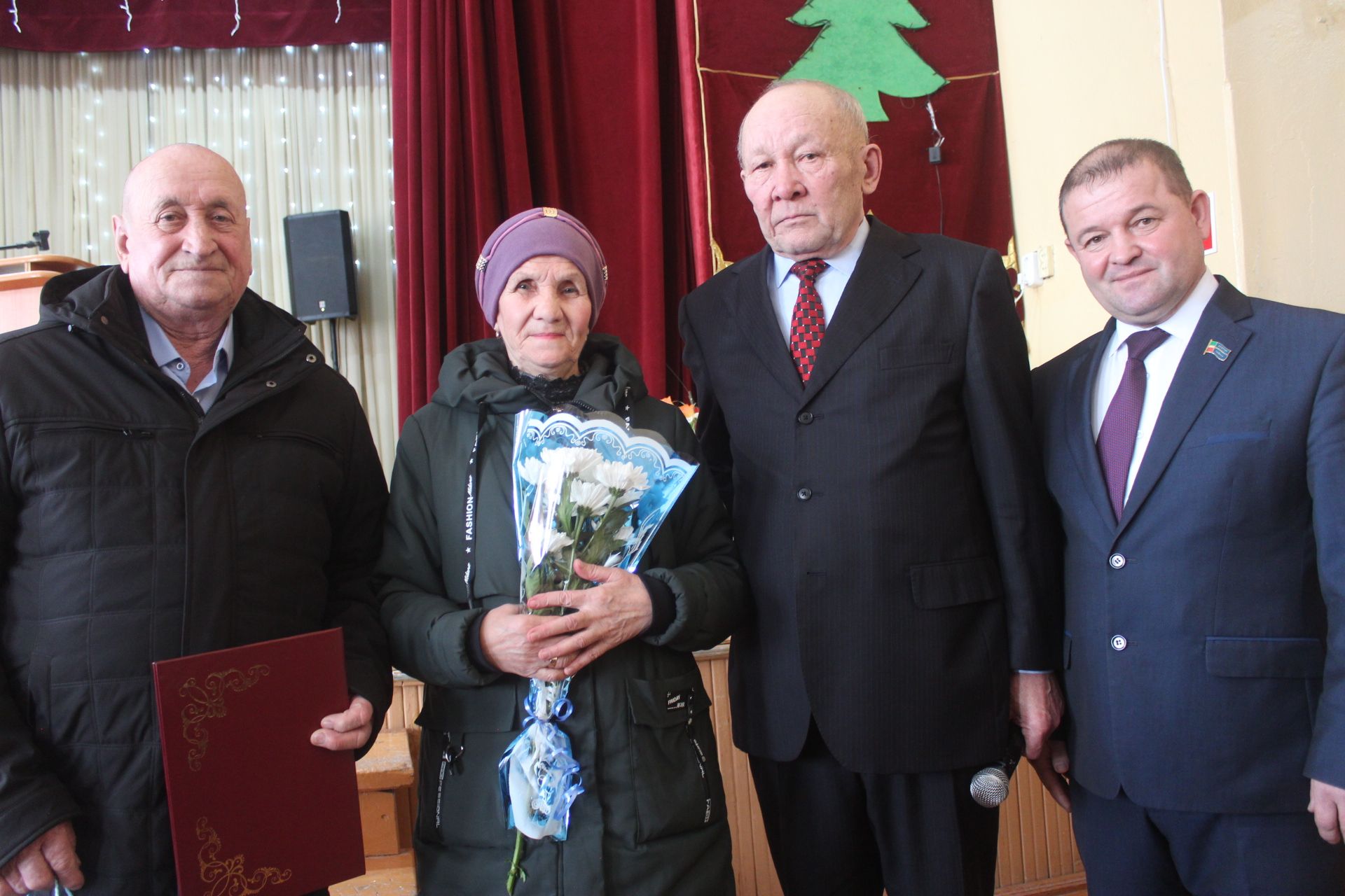Апаз авыл җирлегендә яшәүчеләрнең җыены узды