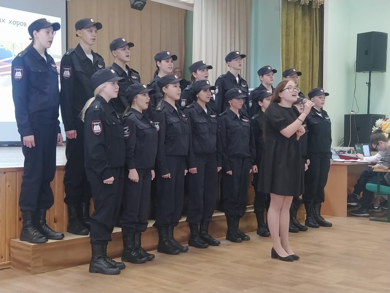 Арчада «Җиңү җырлары» студентлар фестиваленең зона этабы узды