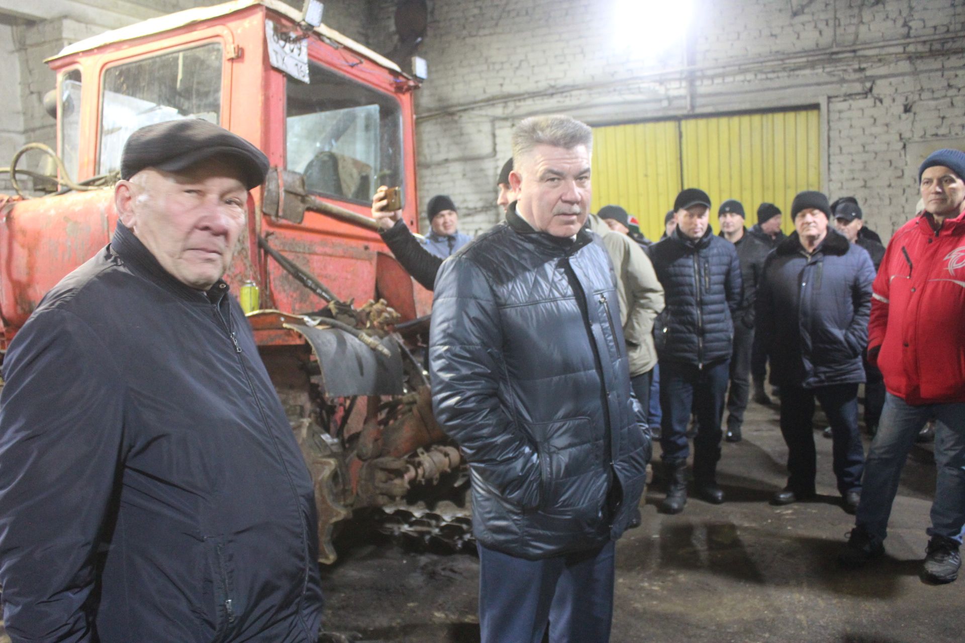 “Ватан”да бар да әзер