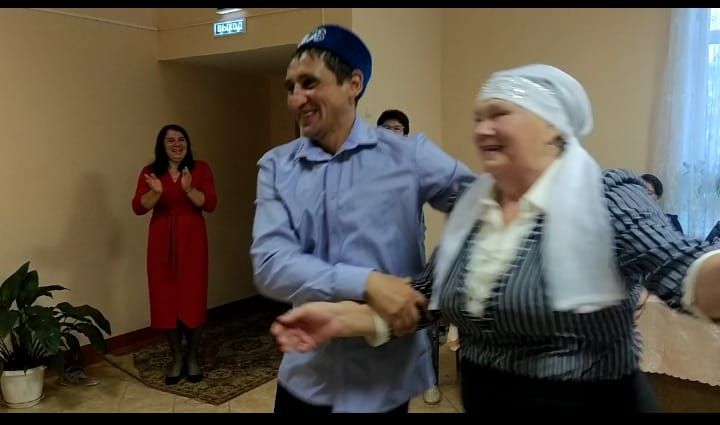 Бүген Айван авылында мәдәният ветераны Гөлзилә Миңнуллина белән хушлаштылар