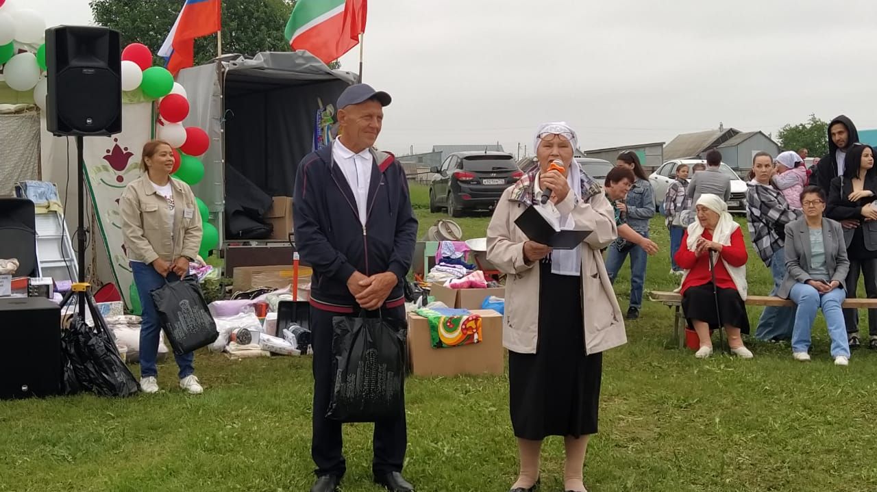 Бүген Айван авылында мәдәният ветераны Гөлзилә Миңнуллина белән хушлаштылар