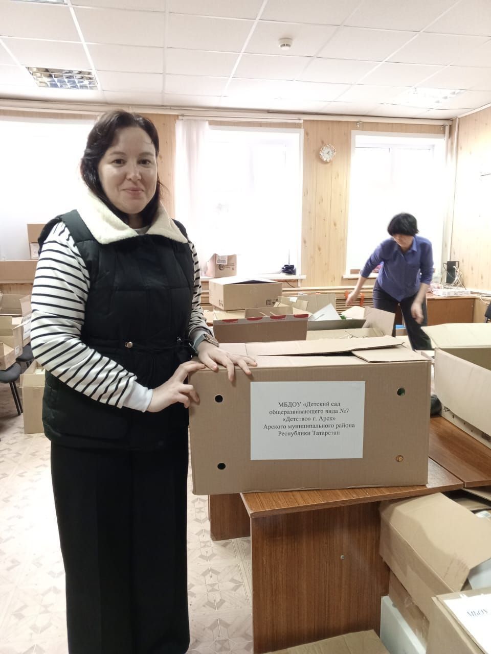 Район мәктәпләре, балалар бакчалары коллективлары 1,3 миллионнан артык сумлык гуманитар ярдәм җыйды