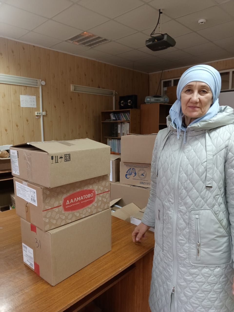 Район мәктәпләре, балалар бакчалары коллективлары 1,3 миллионнан артык сумлык гуманитар ярдәм җыйды
