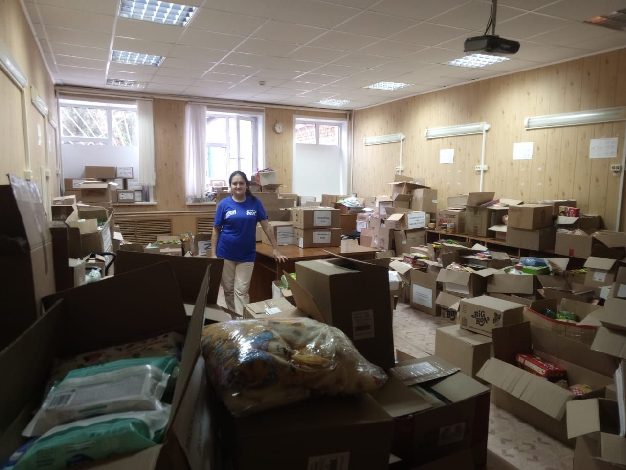 Район мәктәпләре, балалар бакчалары коллективлары 1,3 миллионнан артык сумлык гуманитар ярдәм җыйды