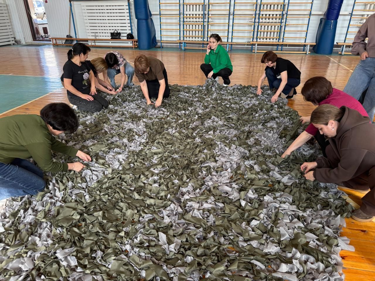 Район мәктәпләре, балалар бакчалары коллективлары 1,3 миллионнан артык сумлык гуманитар ярдәм җыйды