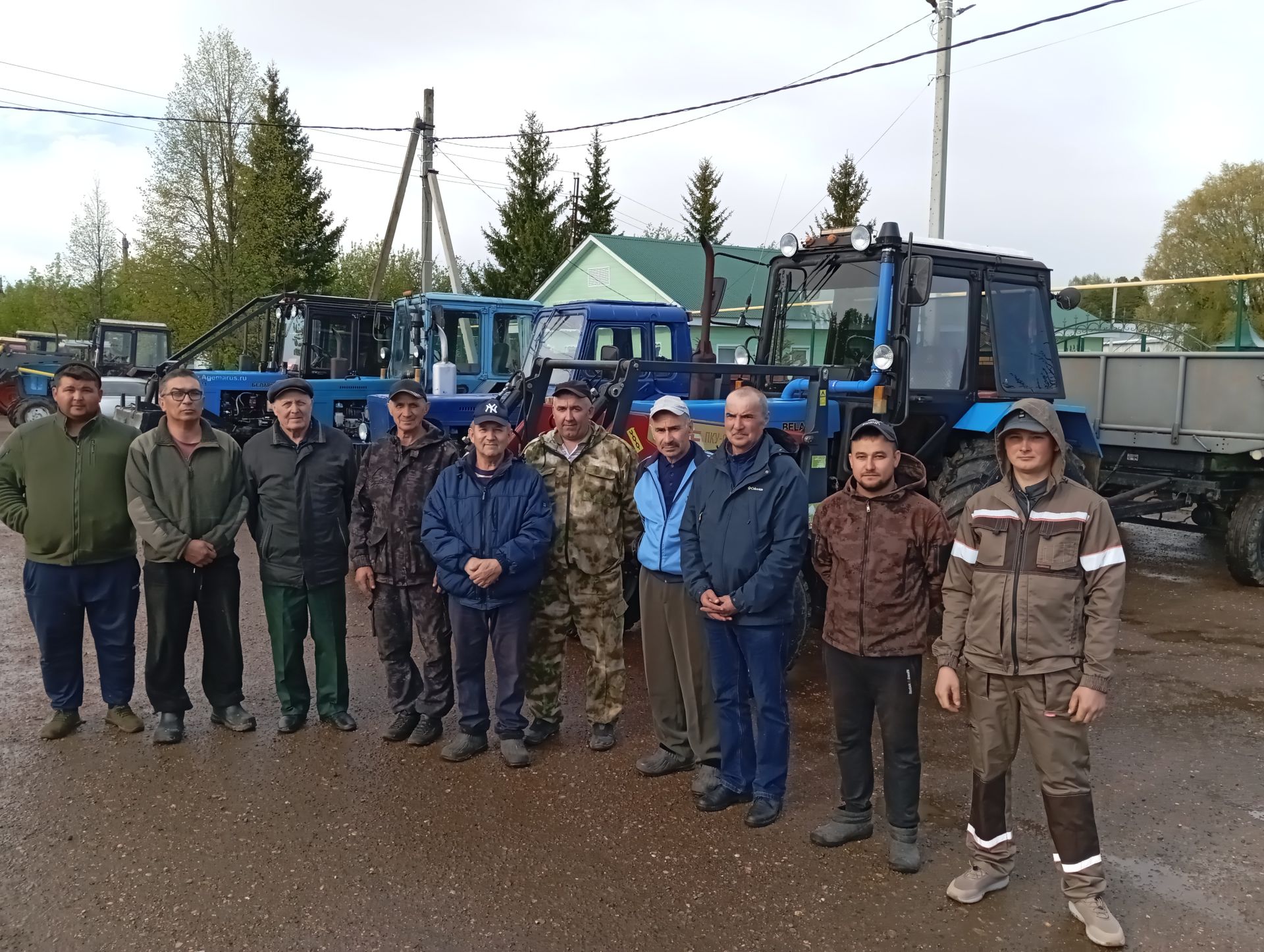 В Арском районе продолжаются технические осмотры самоходных машин и прицепов частных лиц