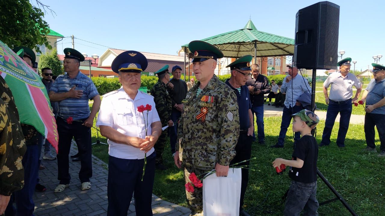 Арчада чик сакчылары хөрмәтенә мемориал ачылды