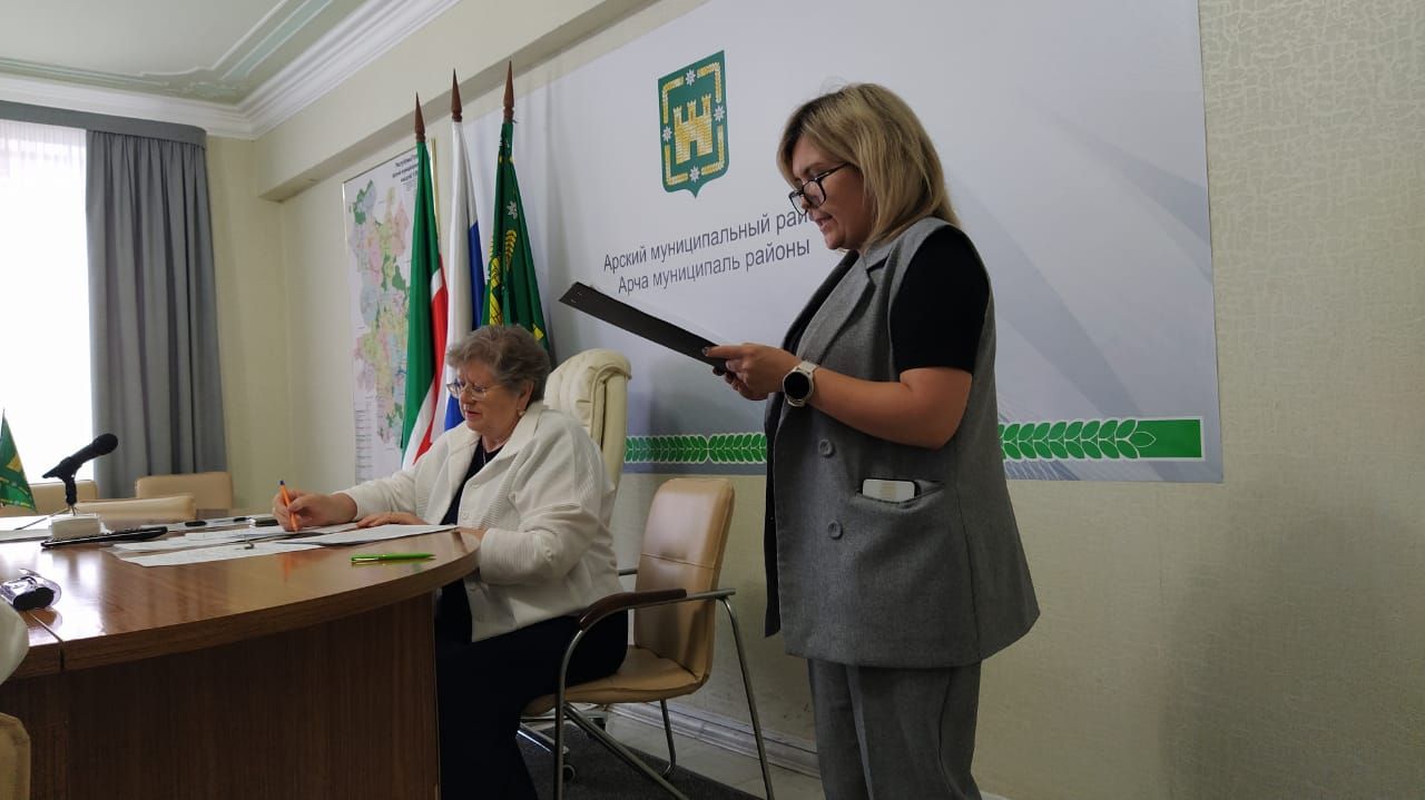 Утырышта җитди мәсьәләләр каралды