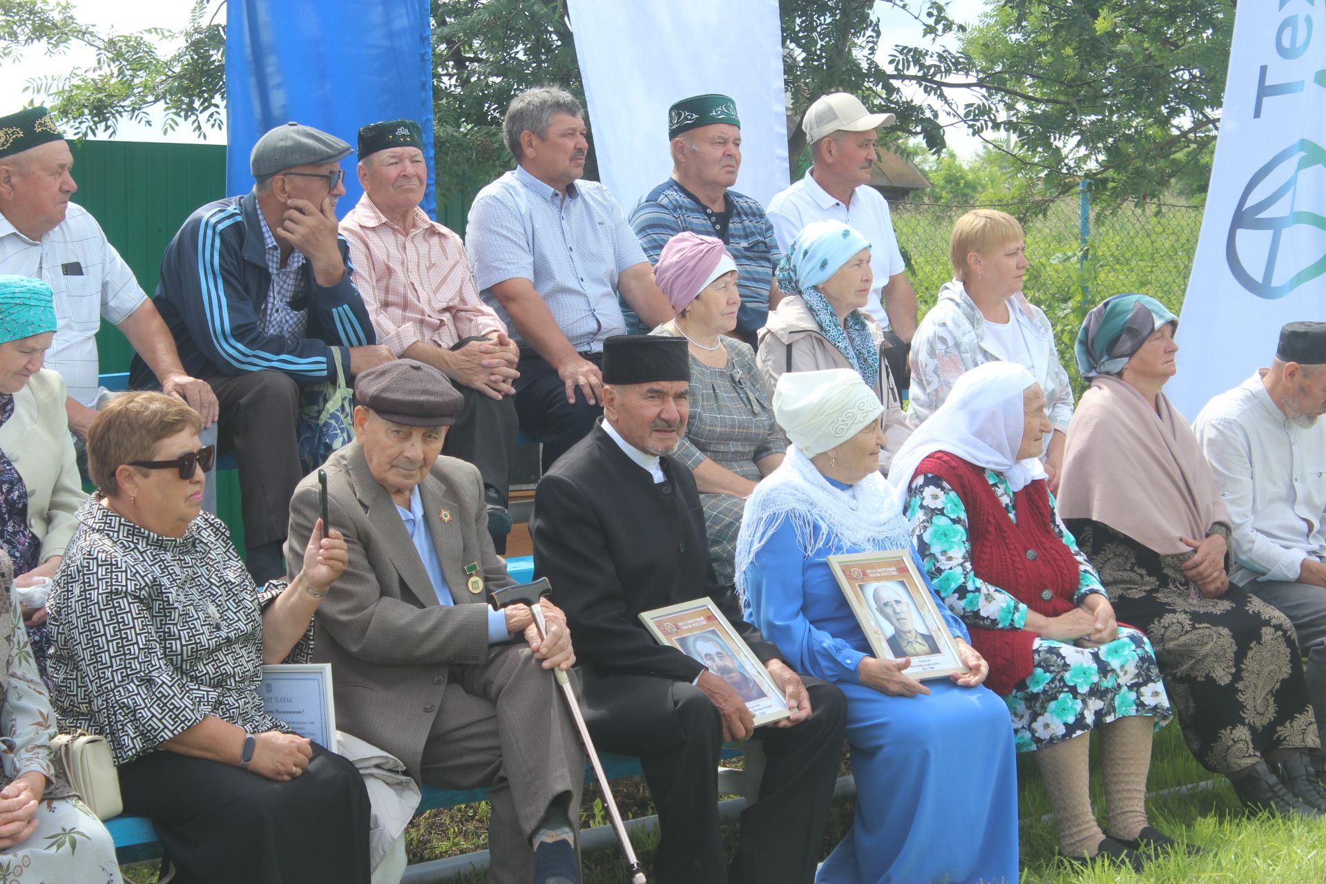 Урта Сәрдә авылында Бөек Ватан сугышы батырлары истәлегенә һәйкәл ачылды