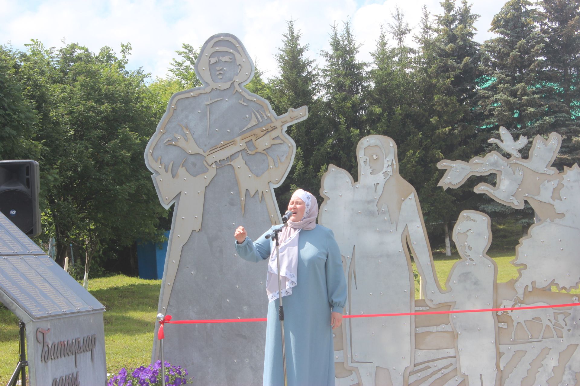Урта Сәрдә авылында Бөек Ватан сугышы батырлары истәлегенә һәйкәл ачылды