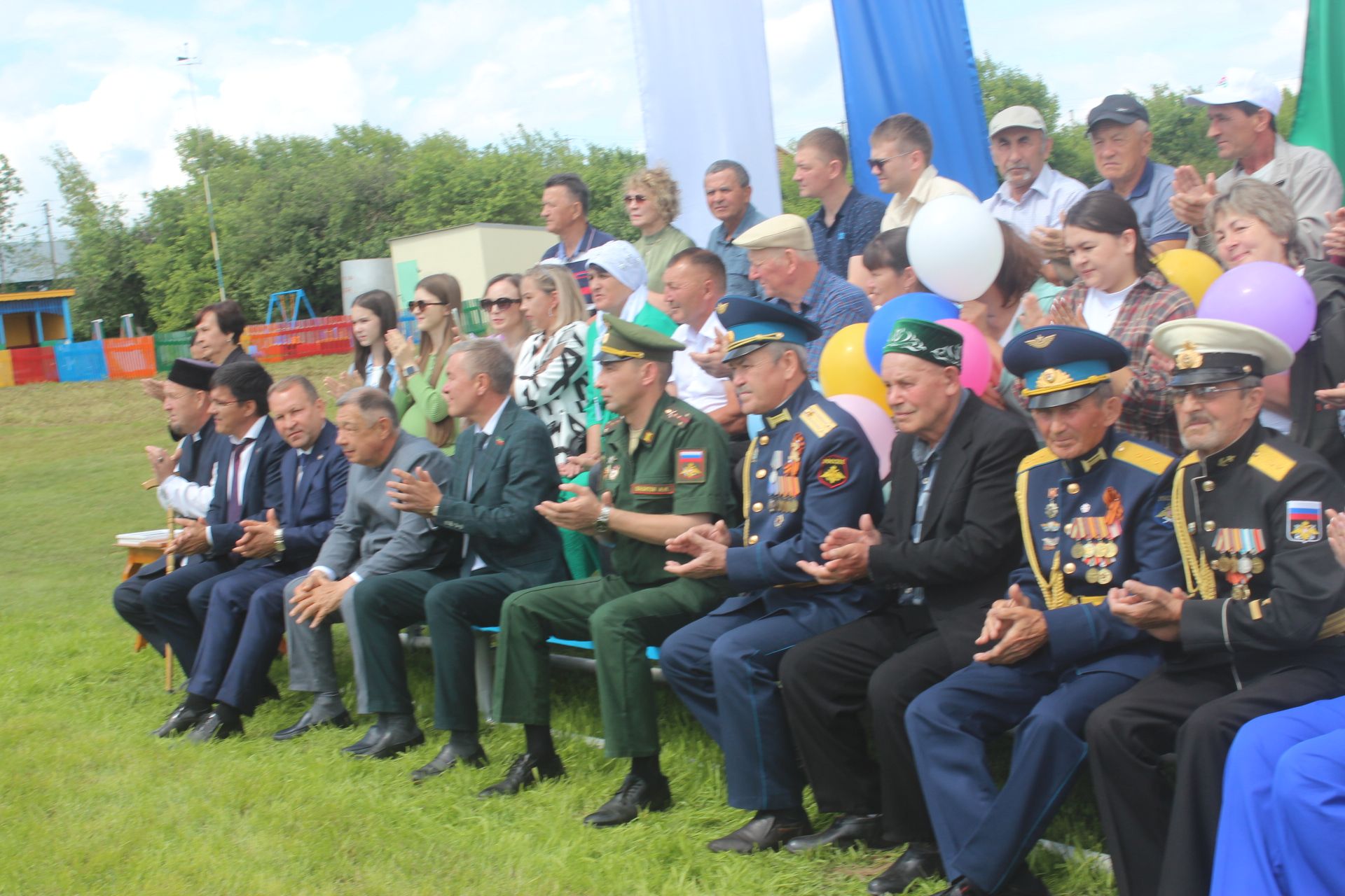Урта Сәрдә авылында Бөек Ватан сугышы батырлары истәлегенә һәйкәл ачылды