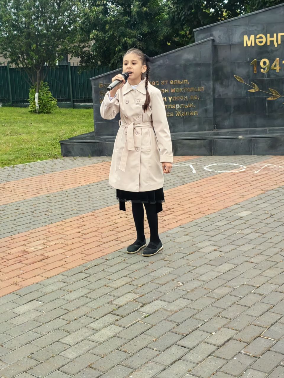 Арчада Бөек Ватан сугышында һәлак булганнар истәлегенә шәмнәр кабыздылар