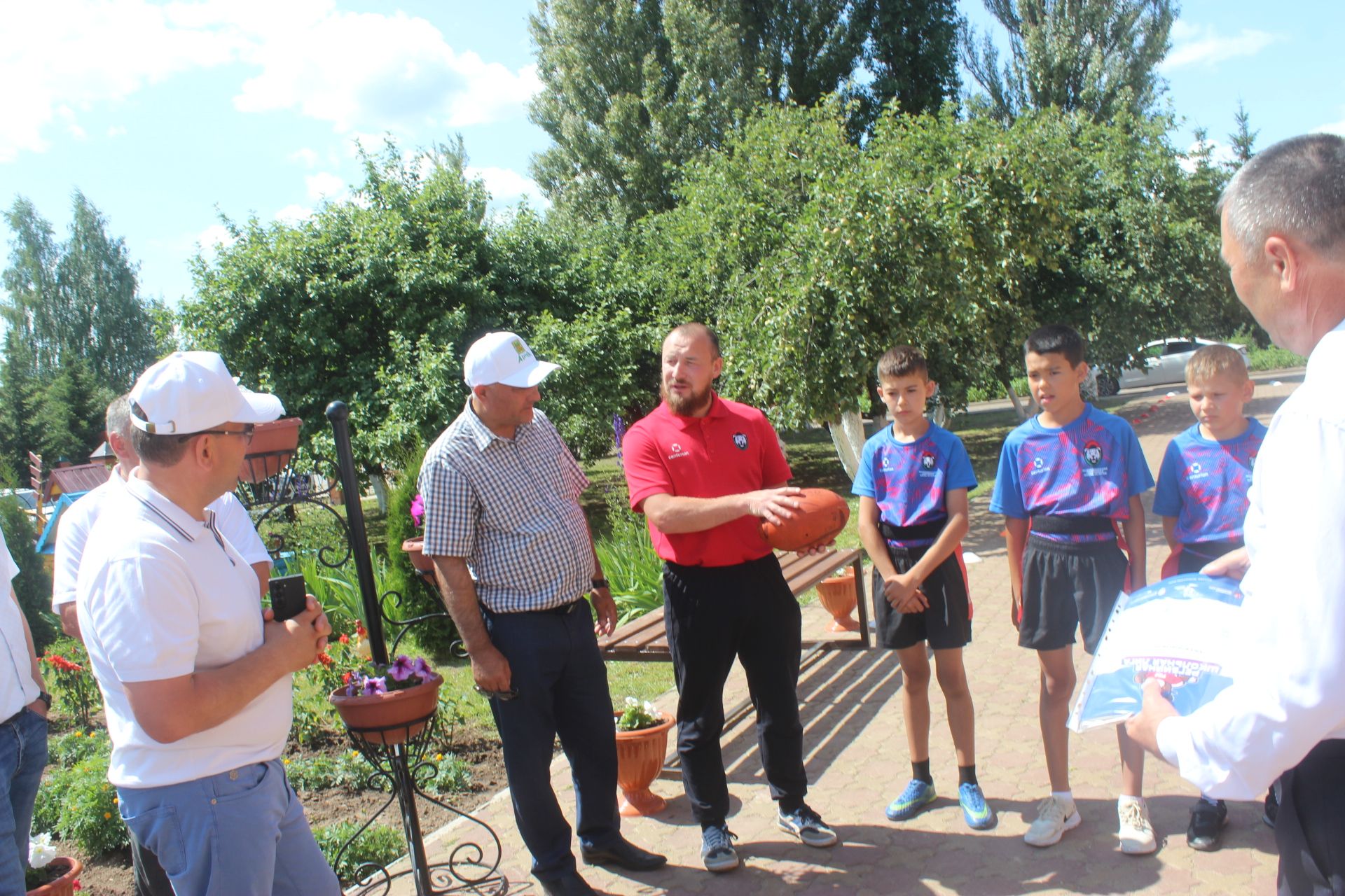 Яңа Кенәр авыл җирлегендә күчмә утырыш узды
